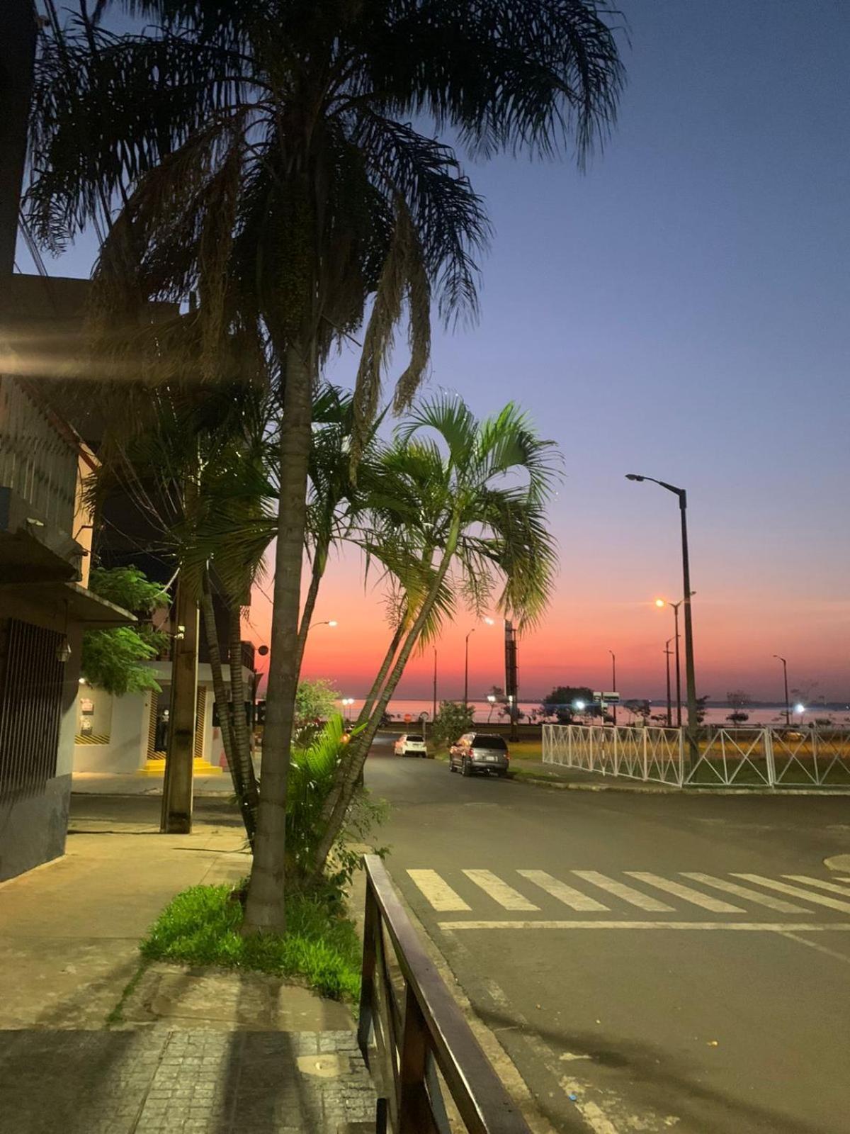 Hotel Renty Beach Encarnación Kültér fotó
